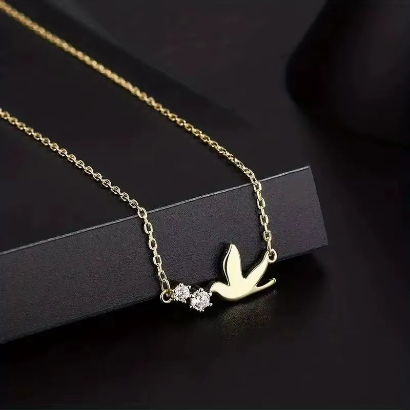 Korean Silver Color Cute White Dove Necklace for Women Fashion Simple Temperament Zircon Clavicle Chain Necklace Jewlery